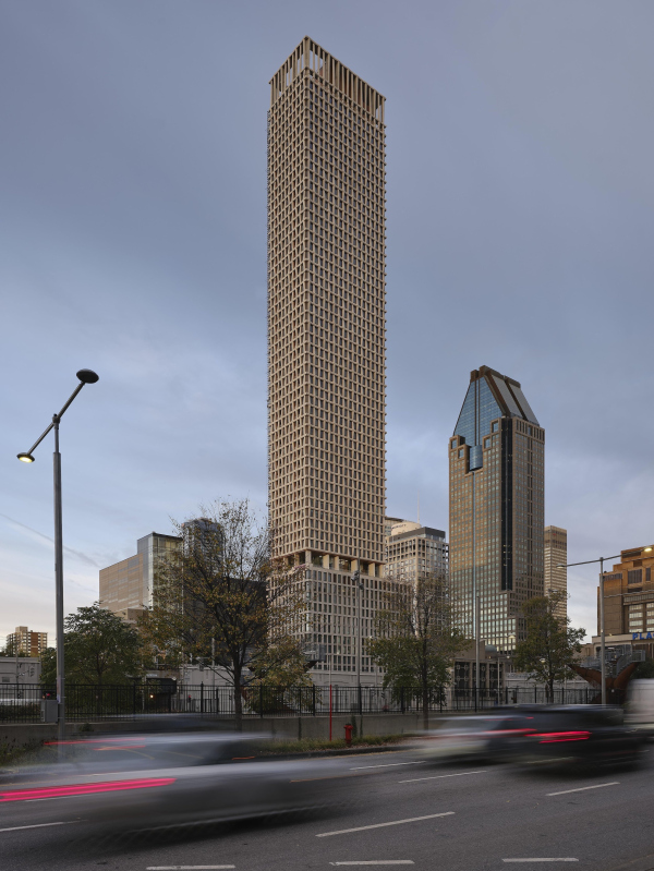 ����� 900 Saint-Jacques � �������� ���������� � Maxime Brouillet