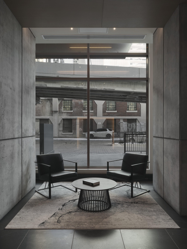 ����� 900 Saint-Jacques � �������� ���������� � Maxime Brouillet