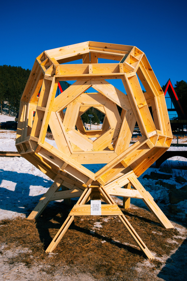 �.�.�. � ��������� � ����������, �����������, �����-���������