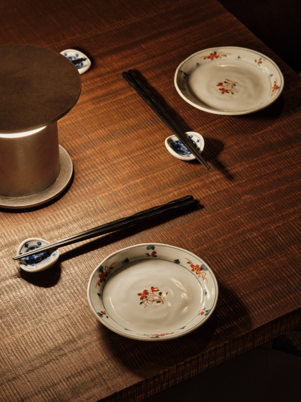 Self Edge Chinois ���������� � ������� ���������� / ������������� SEEU