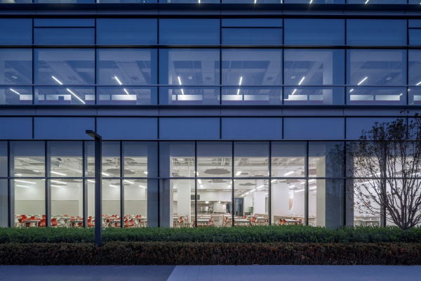 ���� ���������� � ��������� Lenovo � ��������� ���� � Jin Weiqi