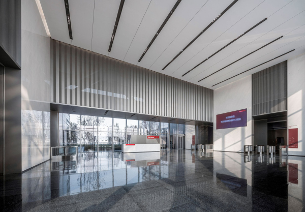 ���� ���������� � ��������� Lenovo � ��������� ���� � Jin Weiqi