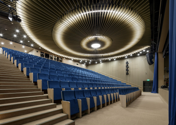 ����� ������� ������� ���������� � ������ ��������� / ������������� UNK