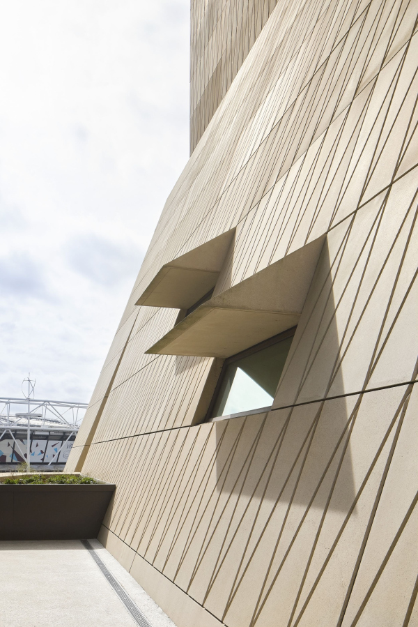 ��������� ������ ����� �������� � �������� � V&A East � � ������� ���������� � Hufton+Crow