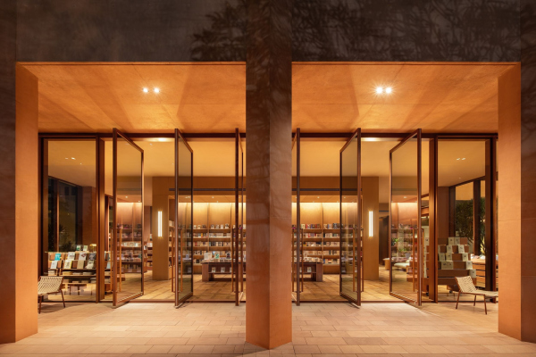 ����� Author′s Room � ��������� Aranya �� ����� �������� ���� � Xia Zhi