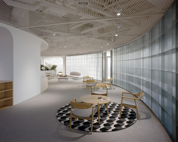 Good Finance Taichung Downtown Branch ���������� � tudio Millspace / ������������� Snøhetta