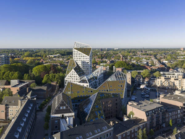 ����� �������� Nieuw Bergen ���� � Ossip van Duivenbode