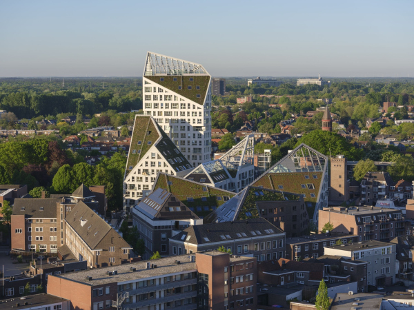 ����� �������� Nieuw Bergen ���� � Ossip van Duivenbode