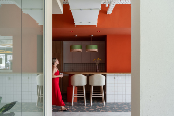 HAOS Community Space, ������� / ������������� ���� Freya Architects ����������� ������������� ������������� Best Office Awards
