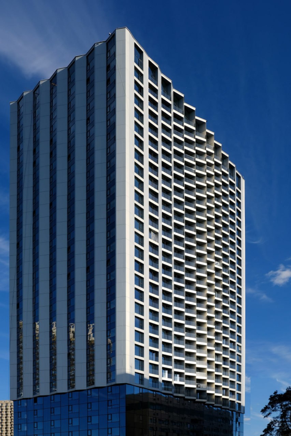 �� Moments � Cladding Solutions