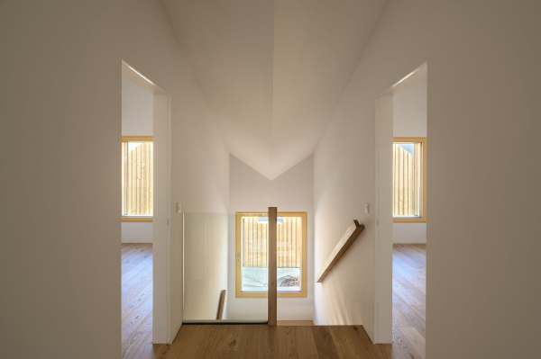 ����� �������� Jezero Residence � ����� ���������� � Miran Kambič / ������������� Enota