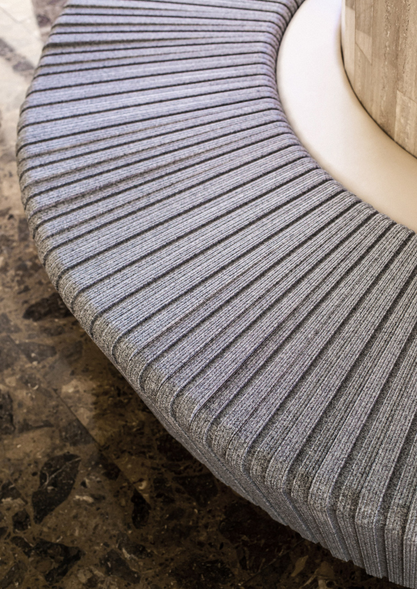 Recycled Plastic Public Benches ���� � HIR Studio