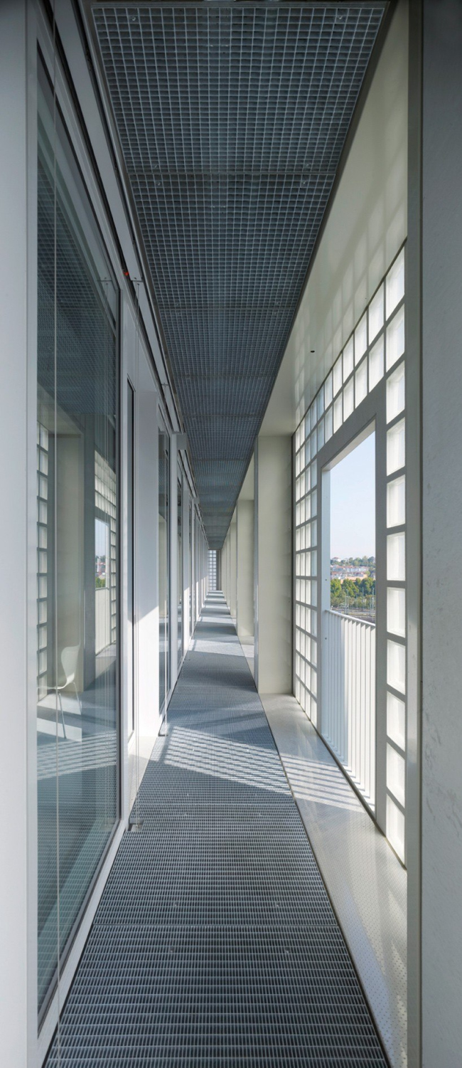 ��������� ���������� ��������� � Yi Architects