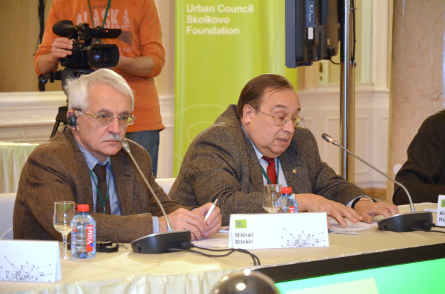 ����� ������������������ ������ ����� ���������: ������ ������� (��� ���������� � ��������� ���������), ��������� ��������� (���������� �������� ����������� � ������������ ����)