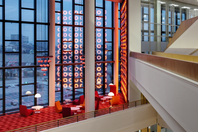 ����-�������� ������������ Spiegel. ����: Noshe / Der Spiegel 