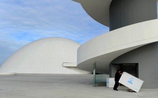 Международный культурный центр Оскара Нимейера. Фото с сайта zeit.de