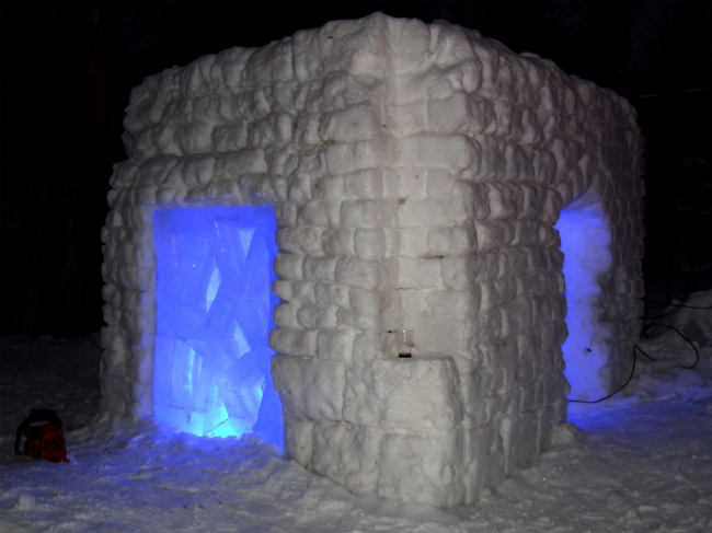 ������ �������� (�. ������). ������-�������. MOROZ city, ������, 2012.