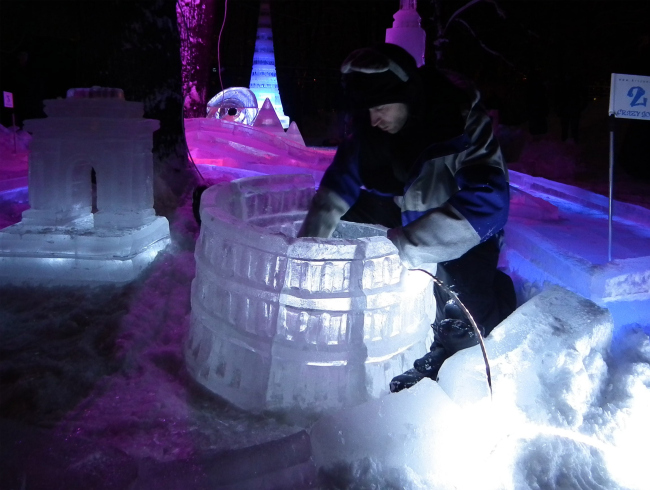 ������ ������� Artzona (�. ������). �Crazy golf� � �������� ���������. MOROZ city, ������, 2012.