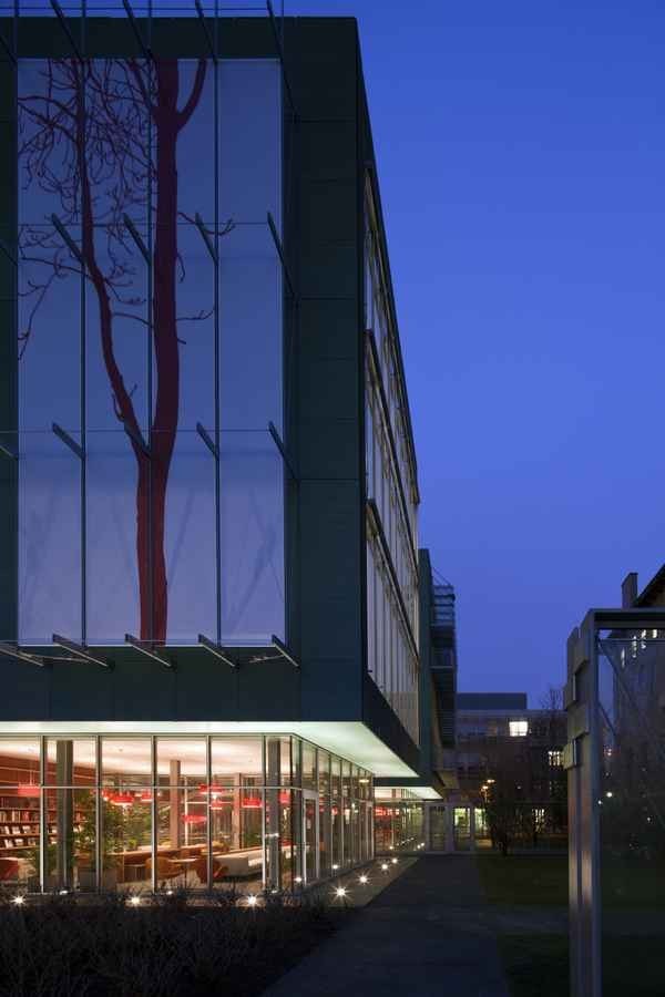 ����� �������� ������ ������� - ������������� � Nic Lehoux / Renzo Piano Building Workshop