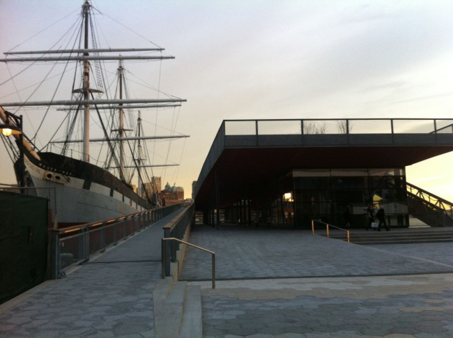 ���� 15. ���� Walking Off the Big Apple