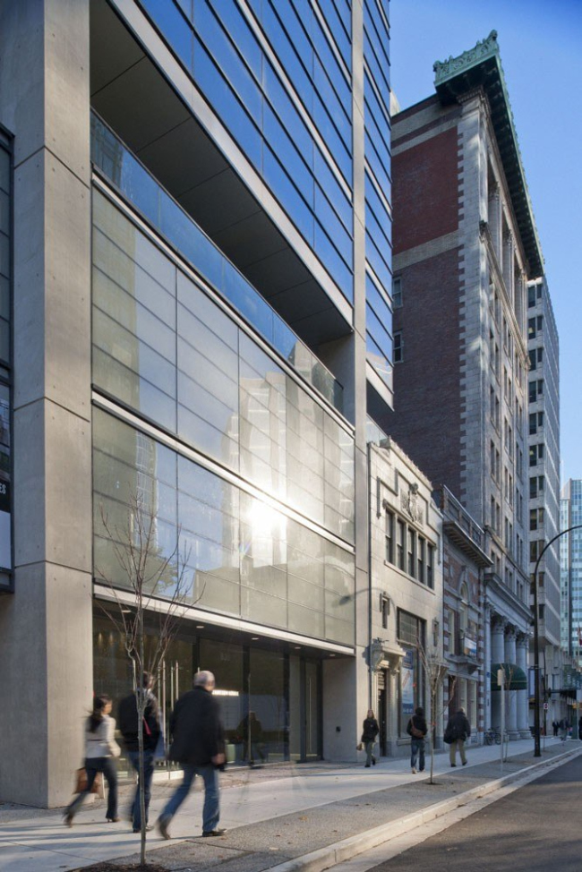 ����� Jameson House � Foster + Partners / Photo: Nigel Young