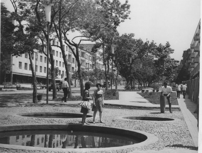 ����� ������ � �������, ������ 1960-�. ��� ���������� ������� 1960� ������������� ������� ������. 