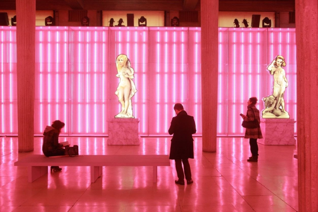 24- .  Phil Meech  OMA