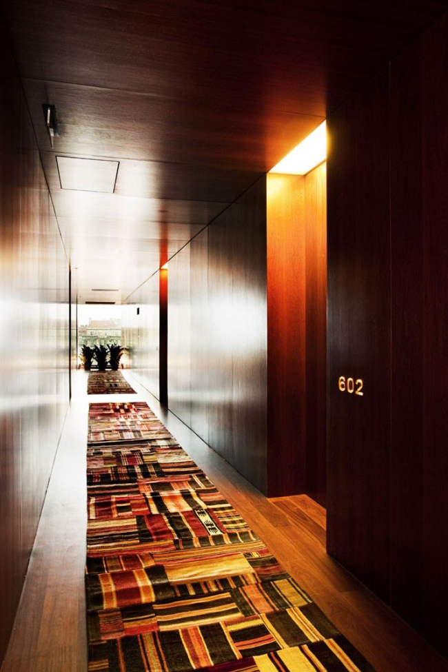 ����� Square Nine. ���� � ����� yatzer.com