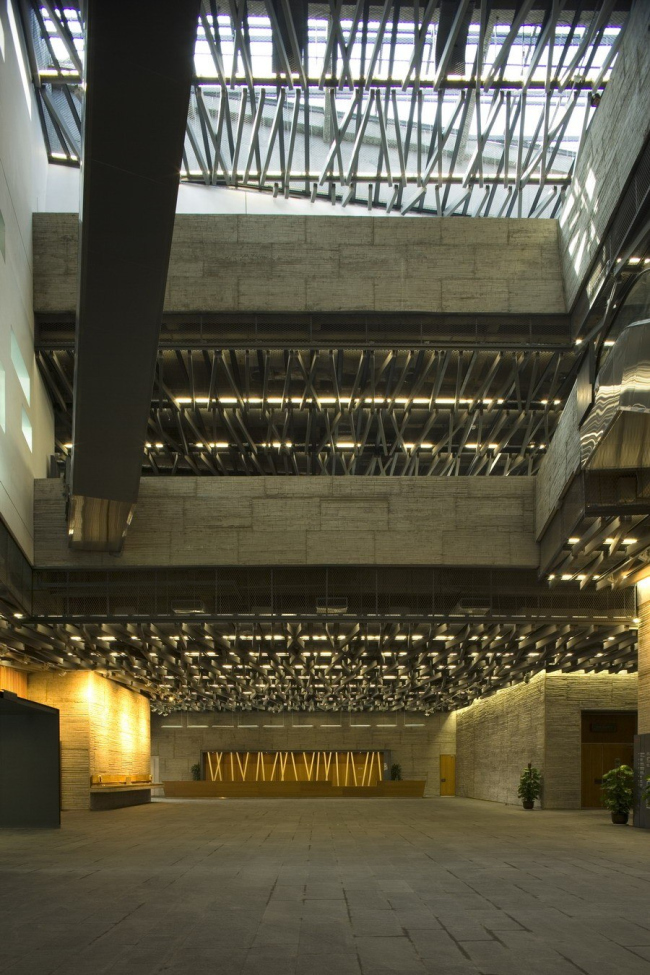 ������������ ����� � ����� (2003�2008). ���� Lu Hengzhong