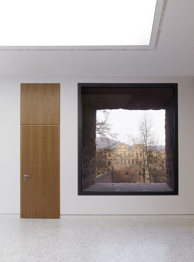 �������������� ����� ���������������� ����� � Stefan Müller