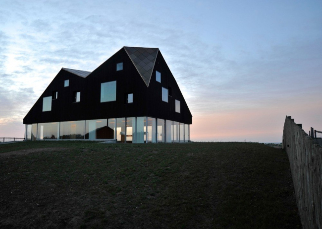   Dune House.  Nils Petter Dale