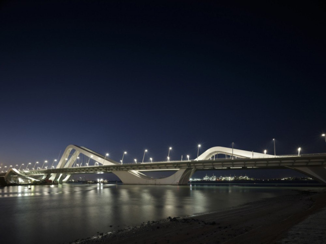 Мост Шейха Зайеда. Фото © Christian Richters