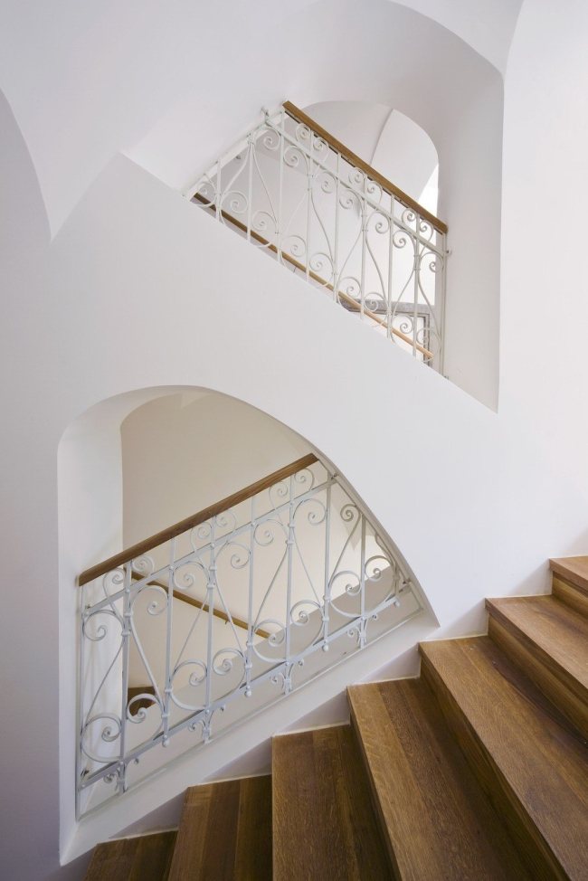 ����� �������� Baroque Court Apartments. ���� ������������� OFIS arhitekti. ��������� Tomaz Gregoric, Jan Celeda