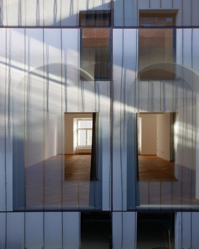 ����� �������� Baroque Court Apartments. ���� ������������� OFIS arhitekti. ��������� Tomaz Gregoric, Jan Celeda