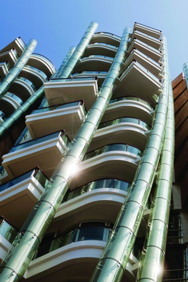 ����� �������� Opus Hong Kong. ���� � Gehry Partners/Swire Properties