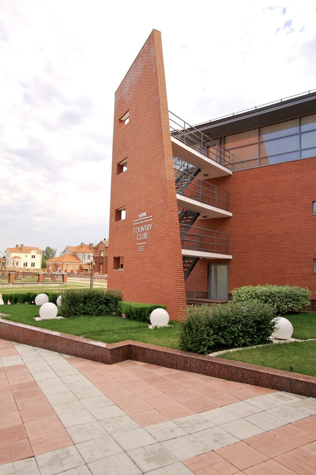      /  Velichcountryclub     .. , .. ,  -2 . .. 