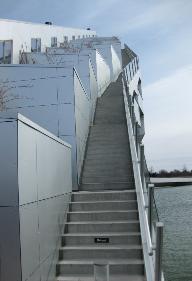 ����� �������� 8 House. ���� ������