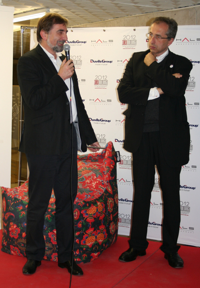 ������ �������� � ������ �����.