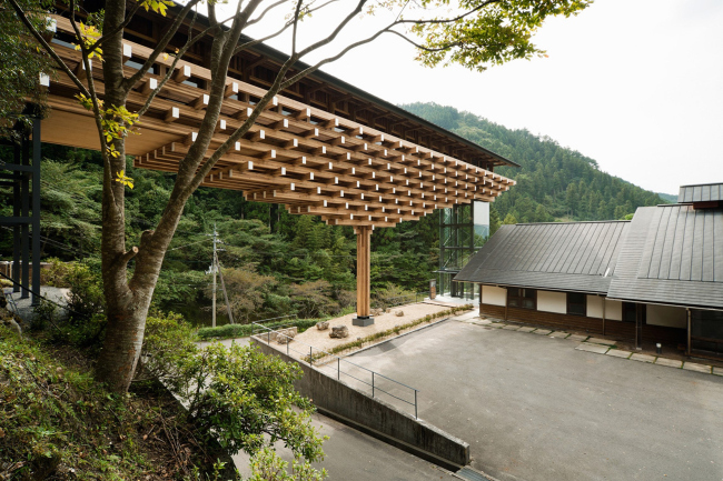 Yusuhara Wooden Bridge Museum, 2009