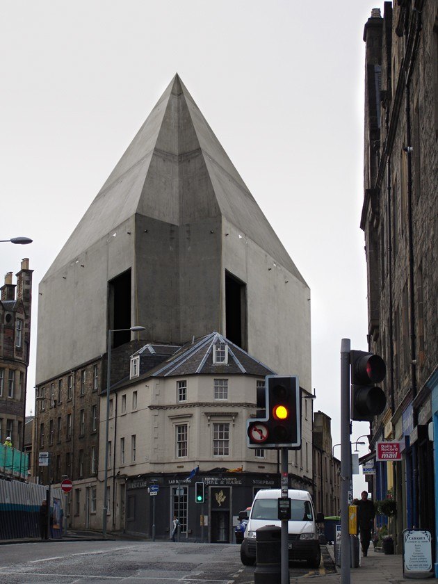 ������ �� ����� �����������(Extensions (Edinburgh)) 2009, C-print, 36 x 27 �� � Florian Graf