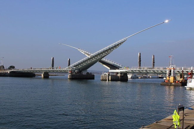 Мост Twin Sails. Фото Wikimedia Commons