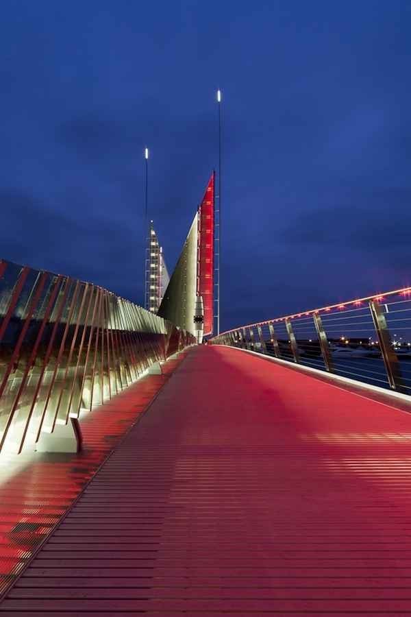 ���� Twin Sails � Dave Morris / Speirs + Major