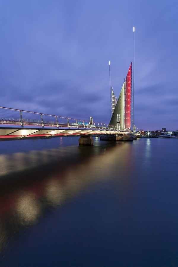 ���� Twin Sails � Dave Morris / Speirs + Major
