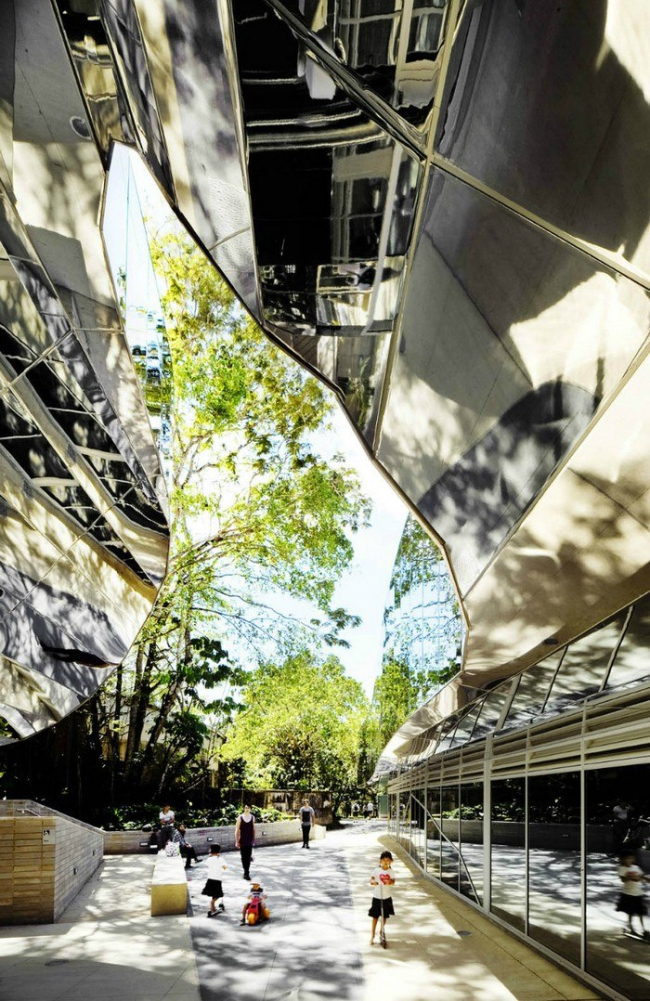�������������� ����� ������������� ���� ������ � Patrick Bingham Hall