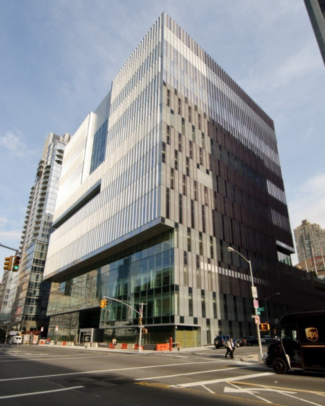 ������� ���������� ����� ��. ����� ����. Courtesy Turner Construction � Bernstein associates