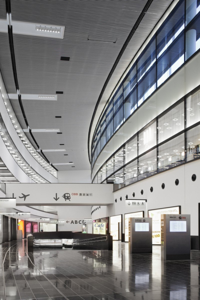 �������� Skylink �������� �������������� ��������� � Werner Huthmacher