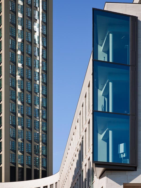 ����� Tower 185 � Klaus Helbig