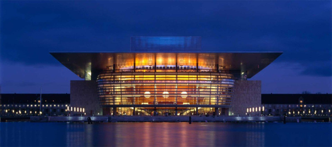     . 2004.  Henning Larsen Architects