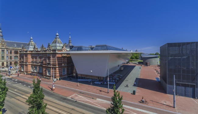 Музей Стеделейк - новое крыло © John Lewis Marshall & Jannes Linders