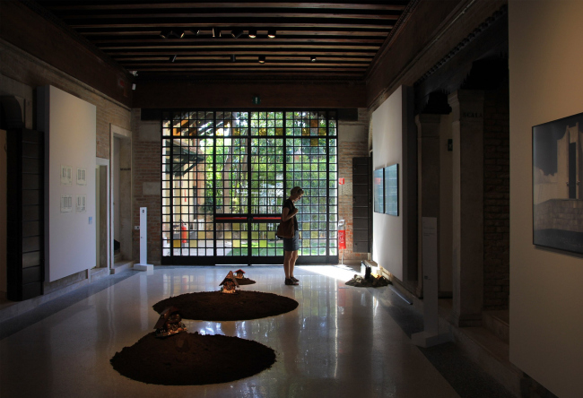 ������ ����: ����� ����� � ������ �� ������� � ���������� ������� ��� ����������� ������ OBAMAINBERLIN (�����-�-�������) ��� ��������� ��������� ������� ������� � ������� ���� (������ ����� ������� � ������ ������). ����� ���� ����� �� ���� ������ � �� ��������, � ����� ������� ������, �������� � ������� ������������� �� ������������ �������. ���������� ���� �����������